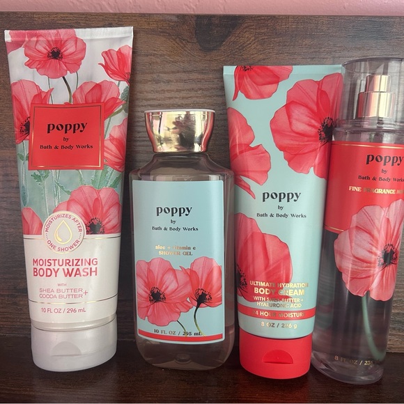 Poppy Bath and Body Works Collection NWT - Picture 1 of 5
